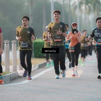 Runner Photo 6381994