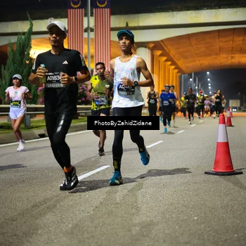 Runner Photo 6382004