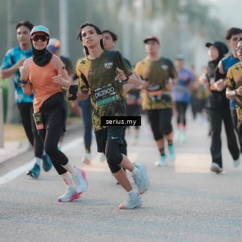 Runner Photo 6382030