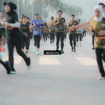 Runner Photo 6382043
