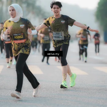 Runner Photo 6382064