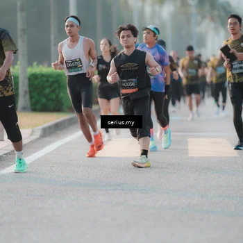 Runner Photo 6382083