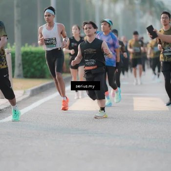 Runner Photo 6382084