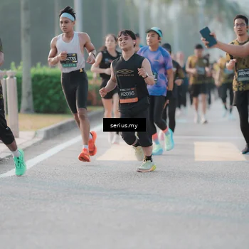 Runner Photo 6382091