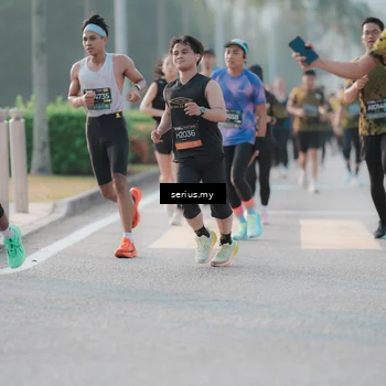 Runner Photo 6382093