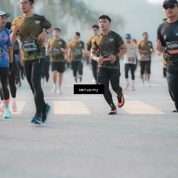 Runner Photo 6382103