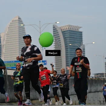 Runner Photo 6382109