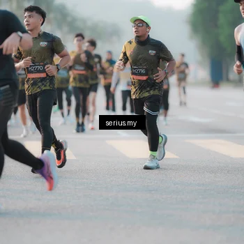 Runner Photo 6382121
