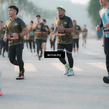 Runner Photo 6382123