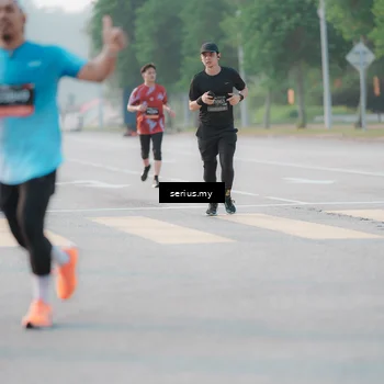 Runner Photo 6382255