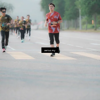 Runner Photo 6382262