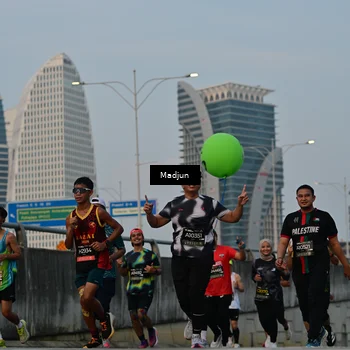 Runner Photo 6382264