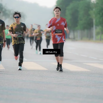 Runner Photo 6382291