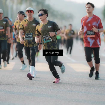 Runner Photo 6382302