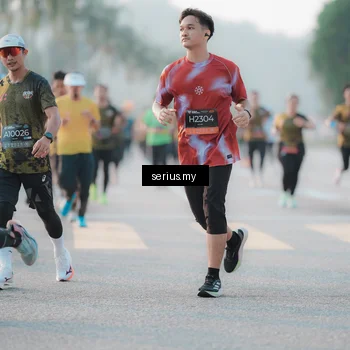 Runner Photo 6382312