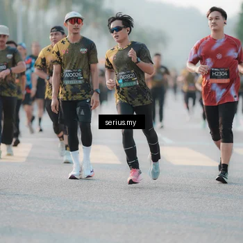 Runner Photo 6382314