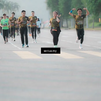 Runner Photo 6382330
