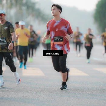 Runner Photo 6382331