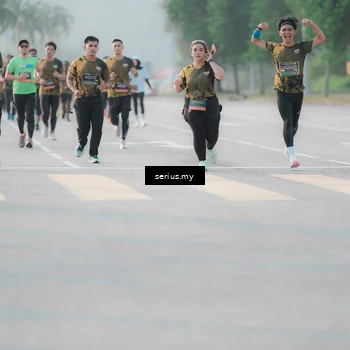 Runner Photo 6382340
