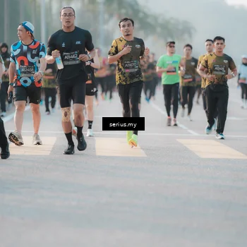 Runner Photo 6382365