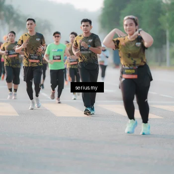 Runner Photo 6382393