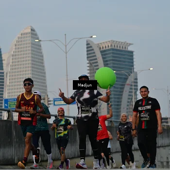 Runner Photo 6382404