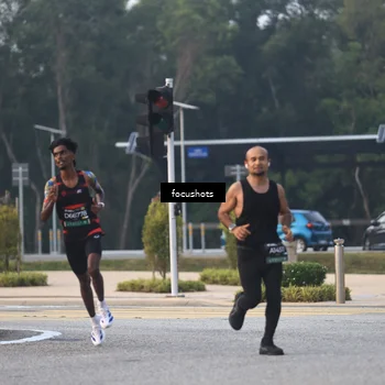 Runner Photo 6382416