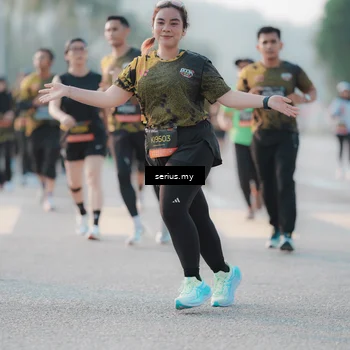 Runner Photo 6382420