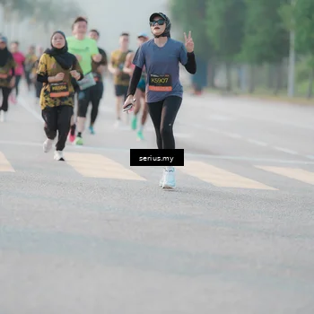 Runner Photo 6382524