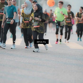 Runner Photo 6382560