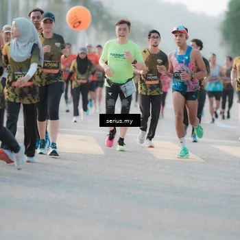 Runner Photo 6382576