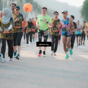 Runner Photo 6382582