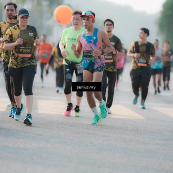 Runner Photo 6382595