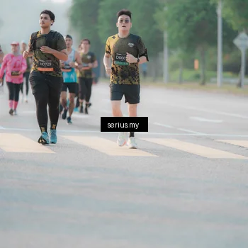 Runner Photo 6382625