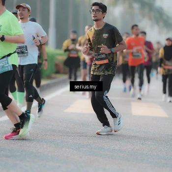 Runner Photo 6382635