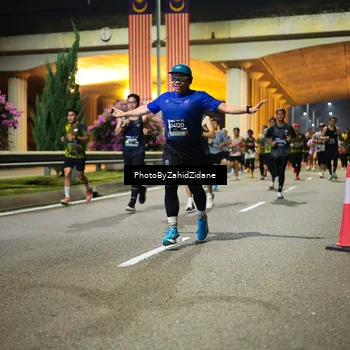 Runner Photo 6382680