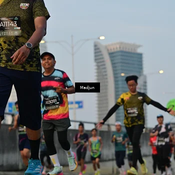 Runner Photo 6382682