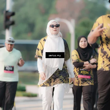Runner Photo 6382687