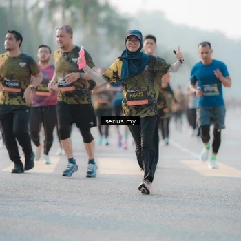 Runner Photo 6382712