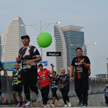 Runner Photo 6382714