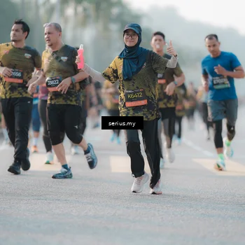 Runner Photo 6382730