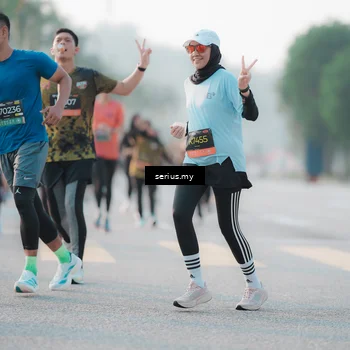 Runner Photo 6382744