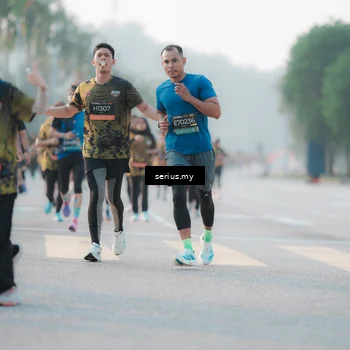 Runner Photo 6382746