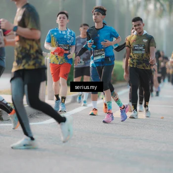 Runner Photo 6382765
