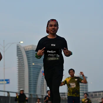 Runner Photo 6382779
