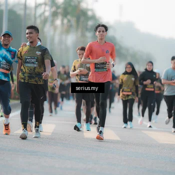 Runner Photo 6382792