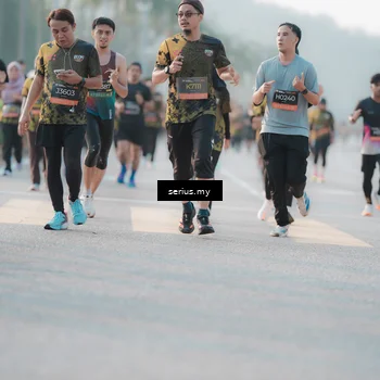 Runner Photo 6382812