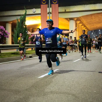 Runner Photo 6382818