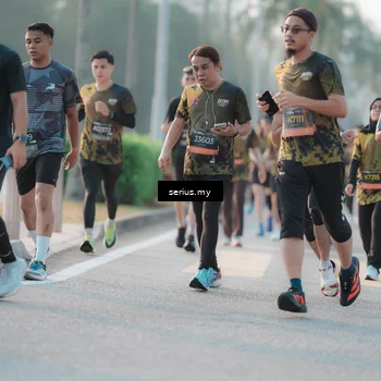 Runner Photo 6382843