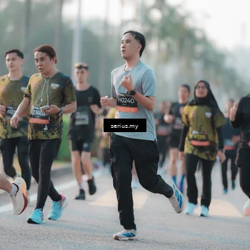 Runner Photo 6382856